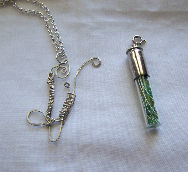 Silver Wire Abstract Cat with Gemstone Bullet Pendant – My Mystic Gems