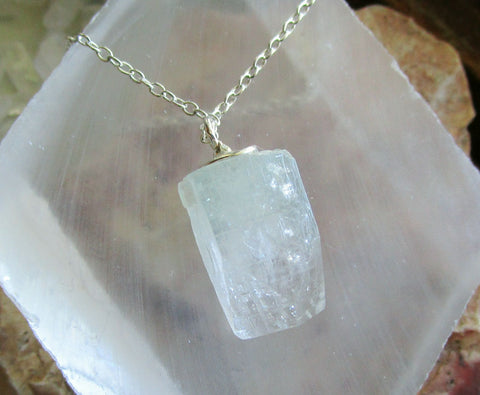 Green Apophyllite Natural Crystal Gemstone Pendant Necklace