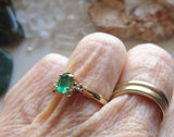 10K Solid Yellow Gold Vintage Emerald Ring Size 6