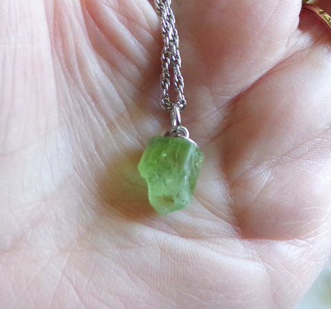 Sterling Silver Peridot Green Crystal Turtle Necklace — Ocean Jewelry
